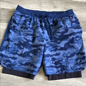 💜 Navy Camo Workout Shorts 10-12 Husky